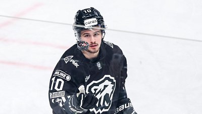 Артемий Низамеев забил второй гол в КХЛ и помог «Трактору» выиграть у «Адмирала»
