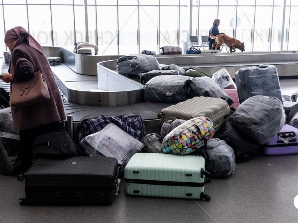 Число посылок из-за границы и пассажиров в аэропорту Челябинска резко выросло