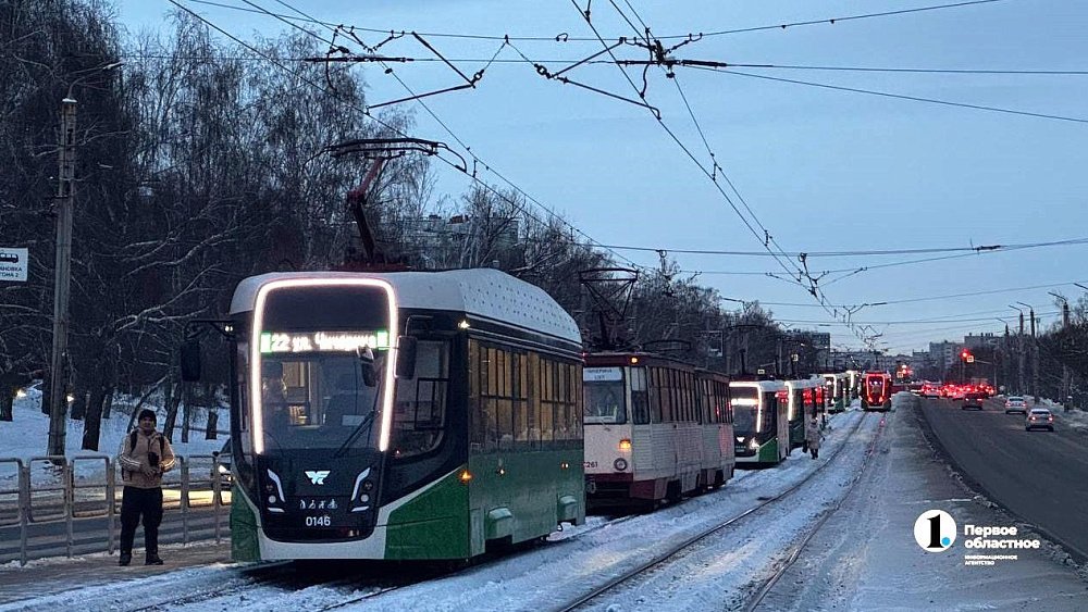Почему который день встают трамваи на «северке», рассказали в ЧелябГЭТ