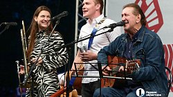 «Человек за объективом видит больше»: в Челябинске открылась фотовыставка Олега Каргаполова