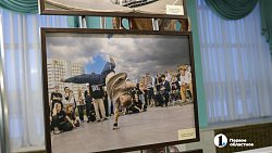 «Человек за объективом видит больше»: в Челябинске открылась фотовыставка Олега Каргаполова