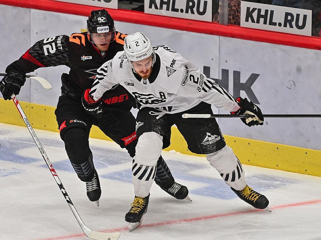 Хоккейный клуб «Трактор» потерпел поражение с футбольным счетом от «Авангарда»
