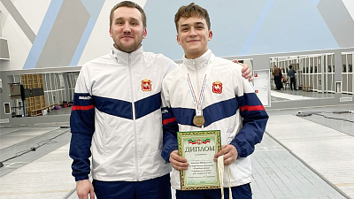 Челябинец Олег Баландин стал призером всероссийского турнира по фехтованию