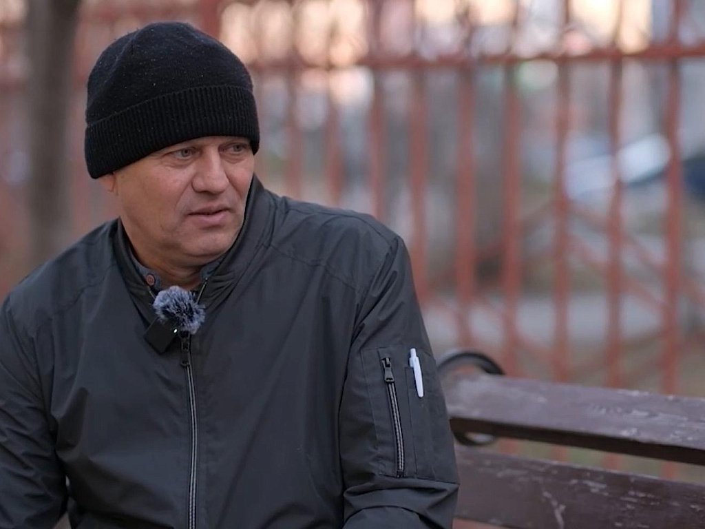 Работник детской поликлиники в Челябинске помогает фронту и всем вокруг