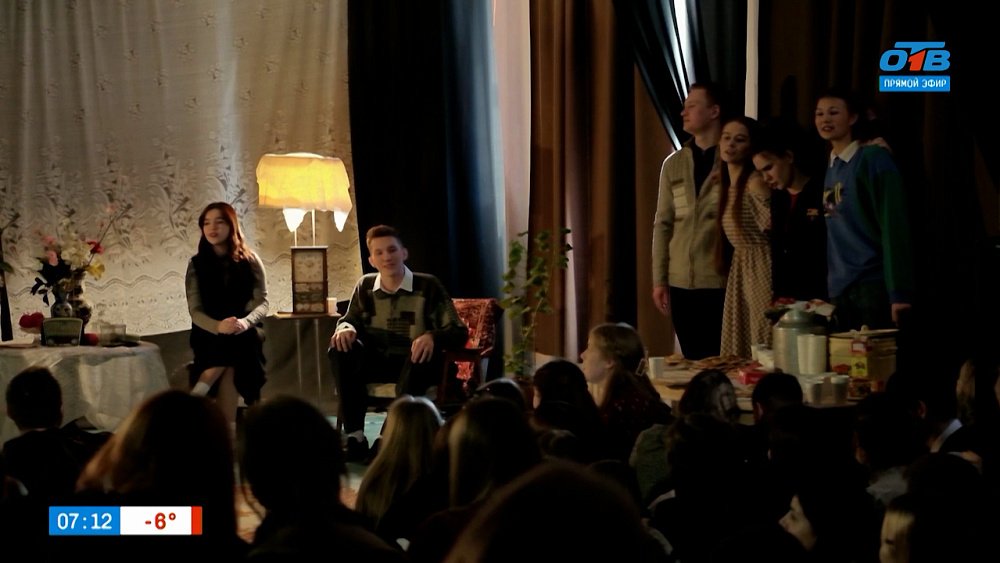 Студенческое творчество в сюжете «Поэтический квартирник»