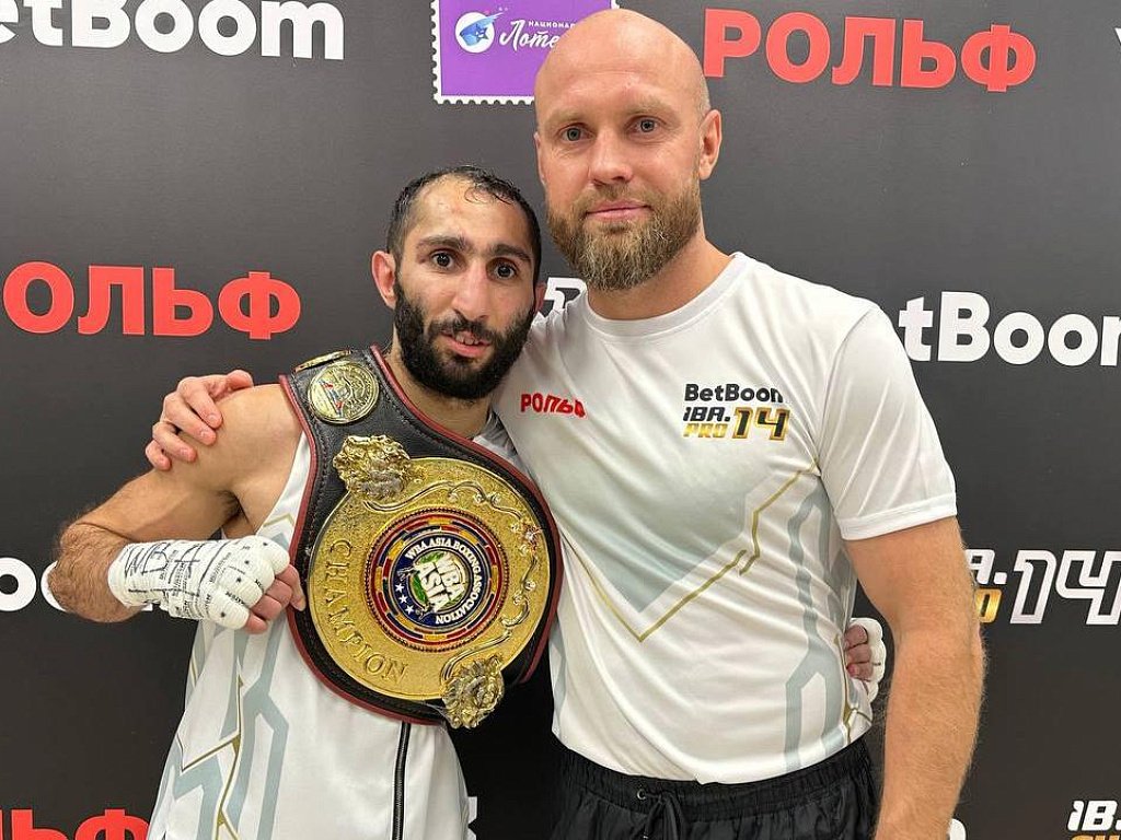 Боксер Эдмонд Худоян завоевал свой первый чемпионский титул в профи