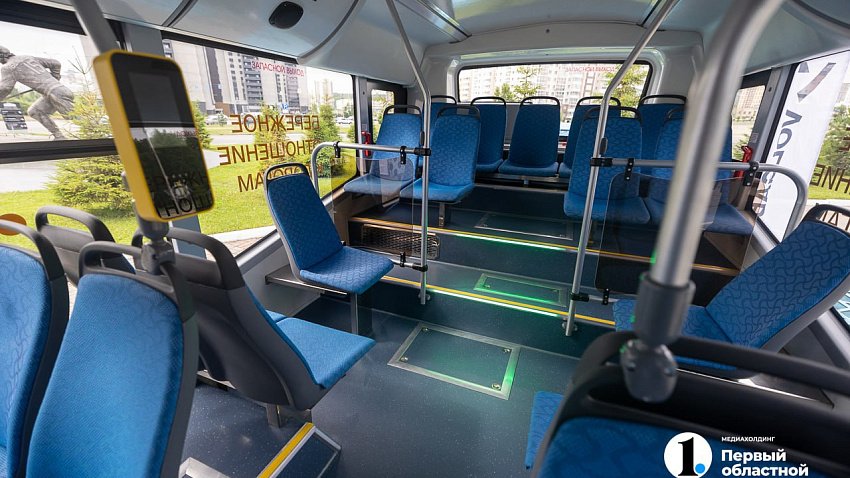 В Челябинске начали тестировать синий гиперавтобус