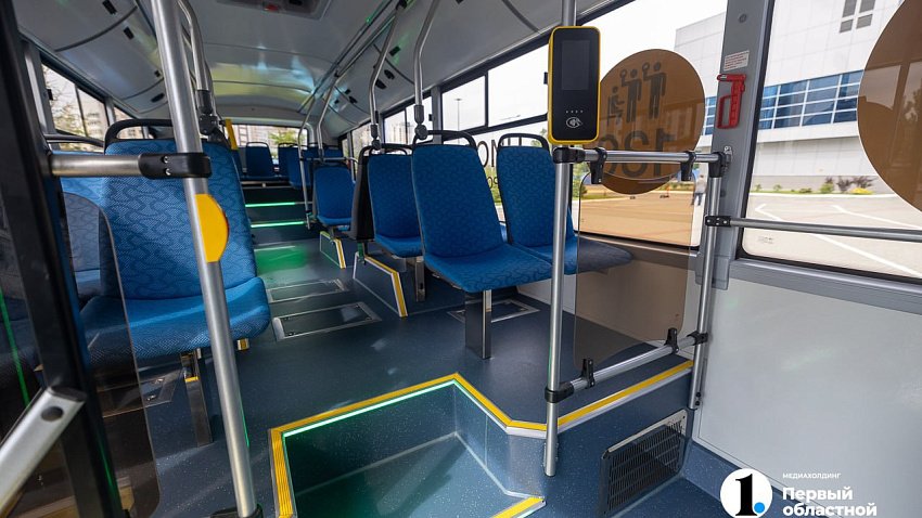 В Челябинске начали тестировать синий гиперавтобус