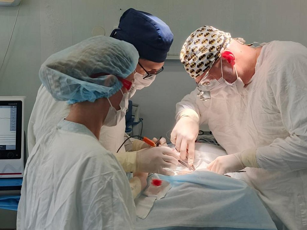 Челябинские онкохирурги сохранили голос пациентке с раком щитовидной железы