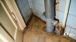 Кому ремонтировать трубы: житель Челябинска три года спорит с УК