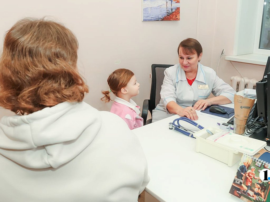 «Прохожу 30 тысяч шагов по участку»: челябинский педиатр рассказала о своей работе