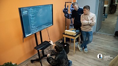 Школьники из Челябинска создают систему контроля для промышленной группы «Метран»