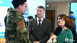 Участники форума ЕР оценили достижения региона на тематической выставке