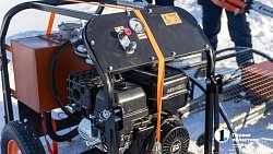 Южноуральские спасатели применяют новейшую технику для распила льда