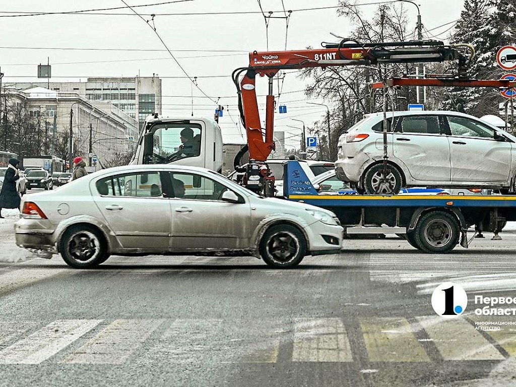 В центре Челябинска установят новые дорожные знаки и начнут эвакуировать машины
