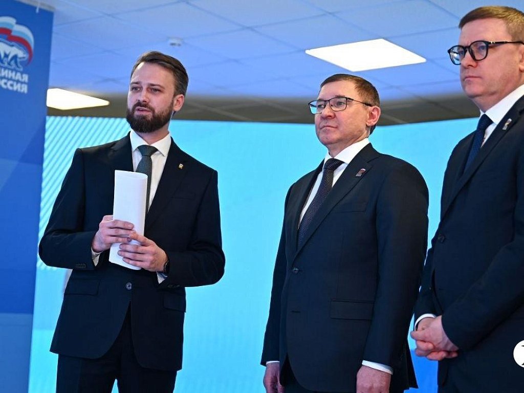 Политолог оценил федеральную поддержку Алексея Текслера от руководства ЕР