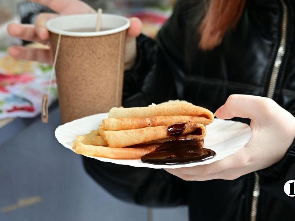 75% жителей Челябинска будут печь блины на Масленицу