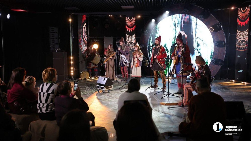 В центре Челябинска в третий раз зажглось «Зимнее солнце Аркаима»