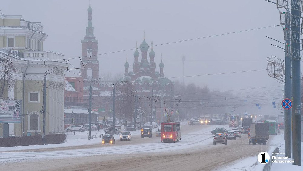 Южноуральцев предупредили о снегопадах и сильной гололедице 10 февраля