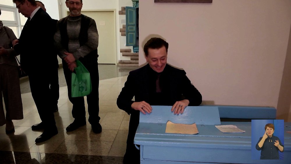 Сергей Безруков посетил исторический музей в Челябинске