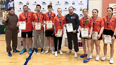 Челябинская команда завоевала бронзу на чемпионате УрФО по настольному теннису