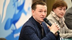 Сергей Безруков: «Мы пытаемся разгадать загадку подрастающего поколения»
