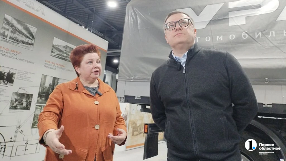 Алексей Текслер побывал в музейно-выставочном центре автозавода «Урал»