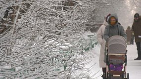 Врачи объяснили, как избежать переохлаждения ребенка