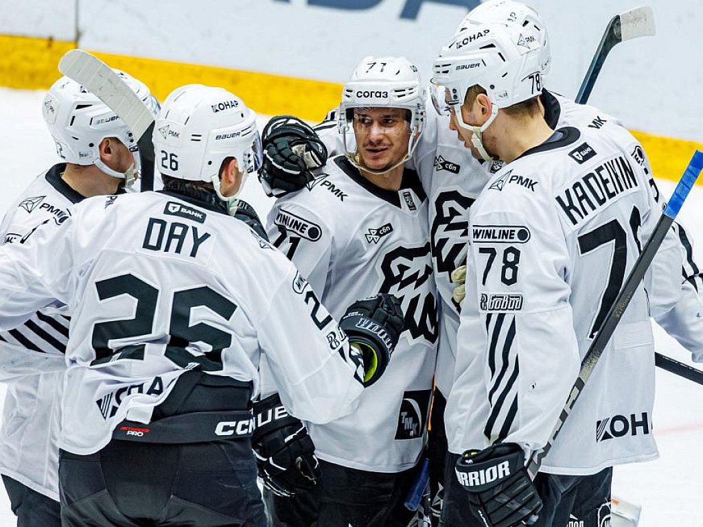 Хоккейный клуб «Трактор» совершил фирменный камбэк в матче с «Амуром»