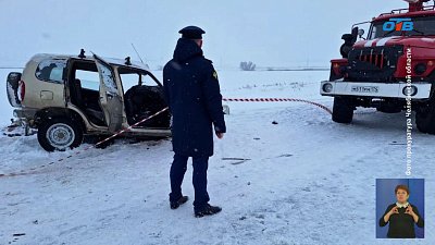 В Челябинской области грузовик столкнулся с легковушкой