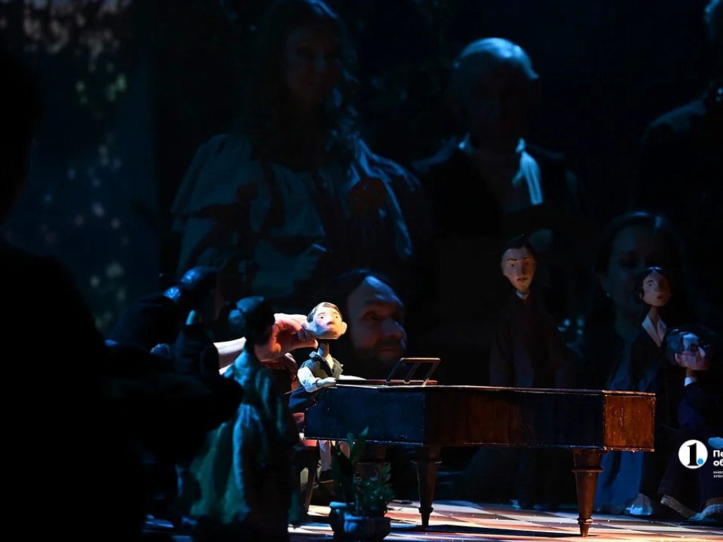 На фестивале «ЭХО БДФ» в Челябинске показали спектакль «Детство Чайковского»