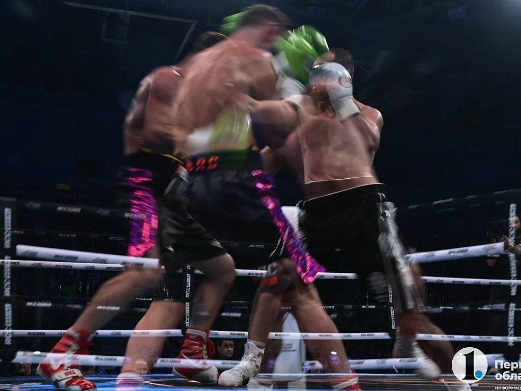 Сергей Ковалев стал почетным гостем турнира RCC в ледовой арене «Трактор»