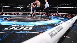 Сергей Ковалев стал почетным гостем турнира RCC в ледовой арене «Трактор»