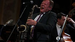 В Челябинске стартовал фестиваль музыкального юмора Игоря Бутмана