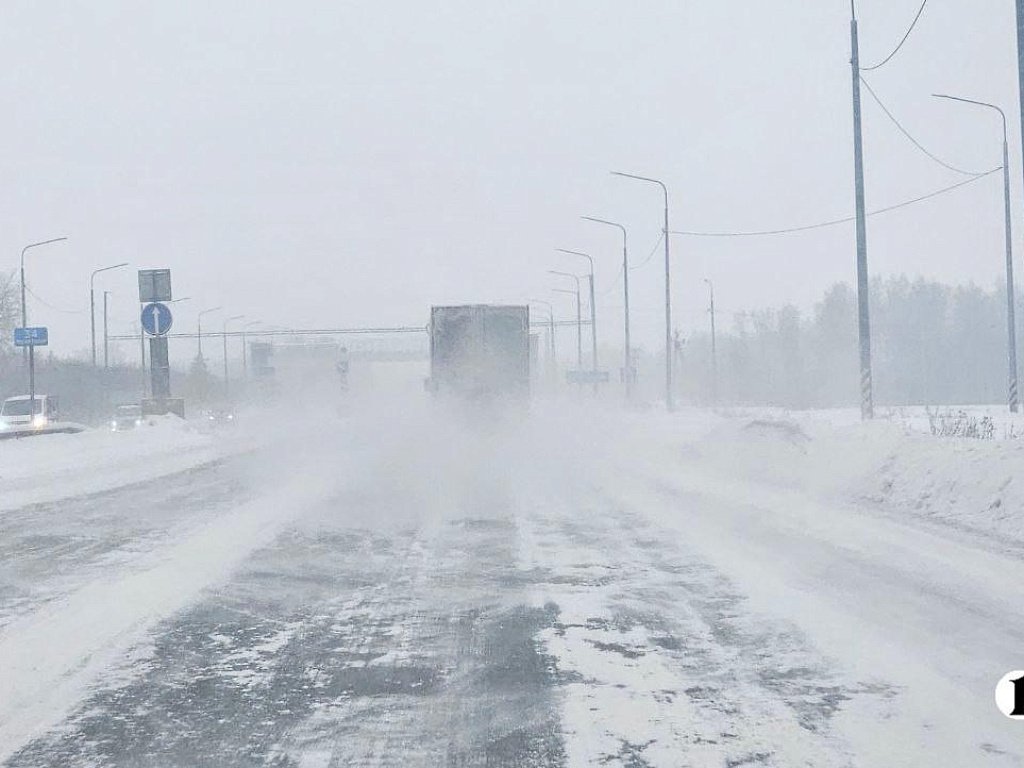 Из-за непогоды на трассе М-5 в Челябинской области ограничивают движение