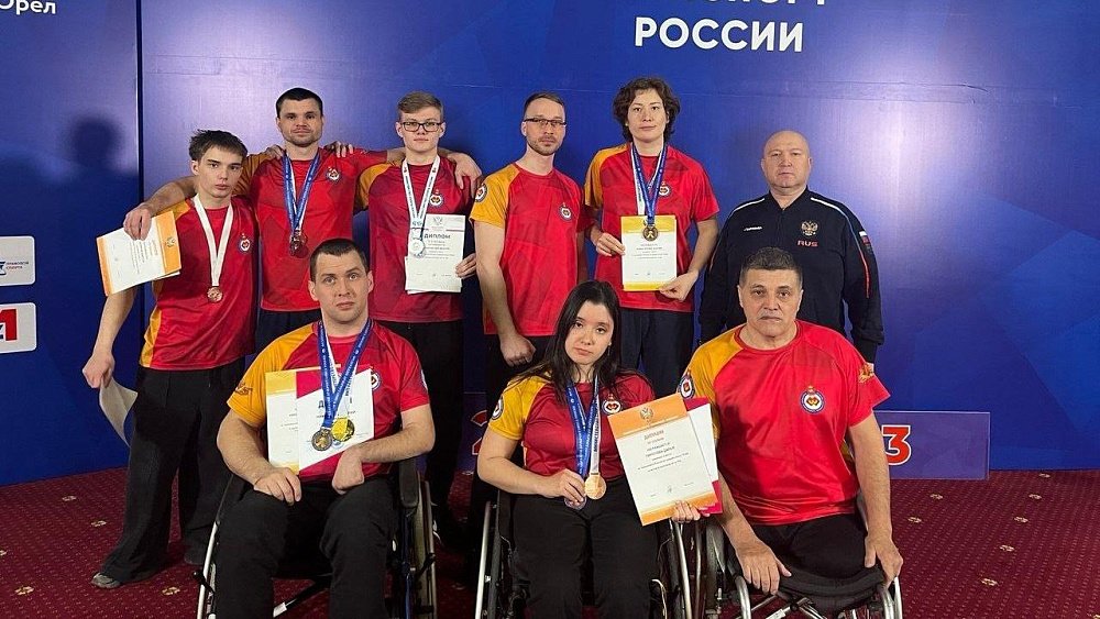 Армрестлеры из Челябинска завоевали медали на чемпионате России