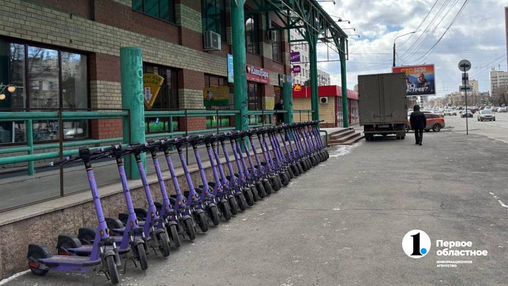 В Челябинской области введут штрафы за брошенные электросамокаты и езду в парках