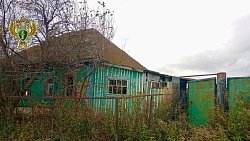 В Уйском районе собственник «дома-развалюхи» за деньги прописал 20 мигрантов