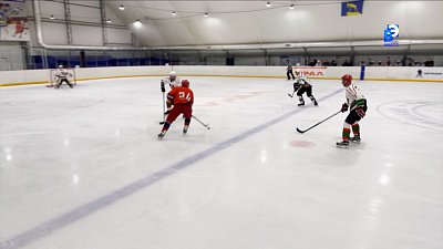 Миасский лед принял звездный поединок