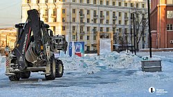 В Челябинске приступили к сносу главного ледового городка