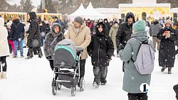 В парках Челябинска с размахом отметили Масленицу