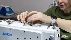 Реглан для штурма и пончо-невидимка: как челябинки обманывают тепловизоры и шьют победу