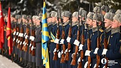 Алексей Текслер возложил цветы к Вечному огню в День защитника Отечества