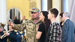 Алексей Текслер дал старт Году единства на торжественном концерте в Челябинске