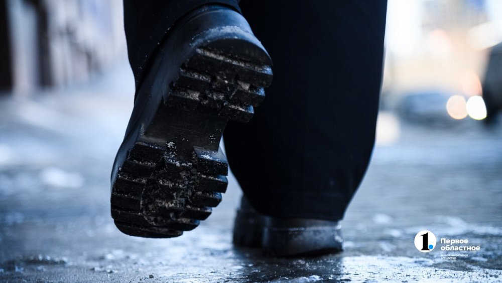 На дороги Челябинска ежедневно высыпают более 70 тонн технической соли