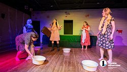 Челябинская театральная студия «Манекен» отметила 30‑летие капустником