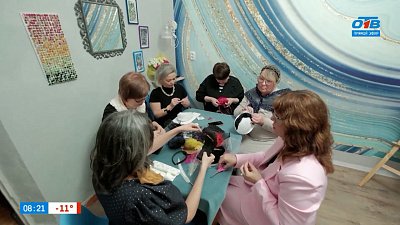 Побываем на мастер-классе в сюжете «Шляпка своими руками»