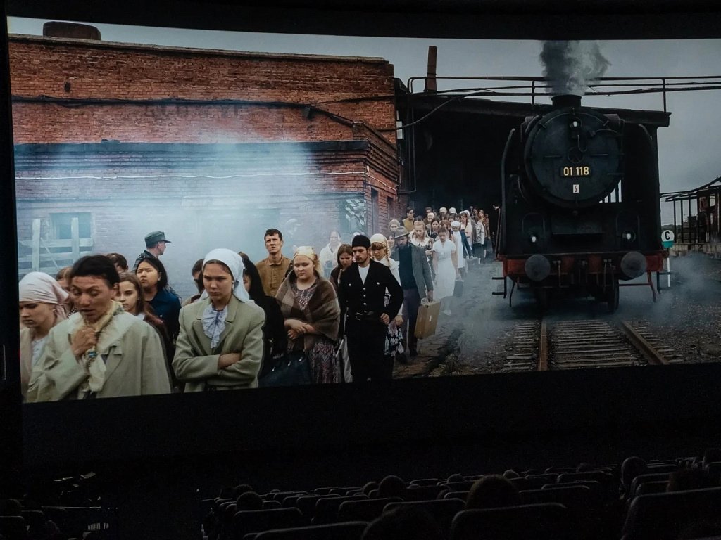 Челябинцам продлили показы военной драмы «Вальс со смертью»