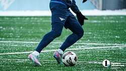 «Будем много бегать, чтобы не замерзнуть» — футболисты «Челябинска» готовы к матчу со «Спартаком»