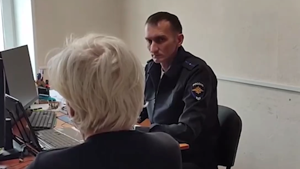 82-летняя челябинка перевела 4,5 млн, поверив в легенду о «пособничестве врагам»